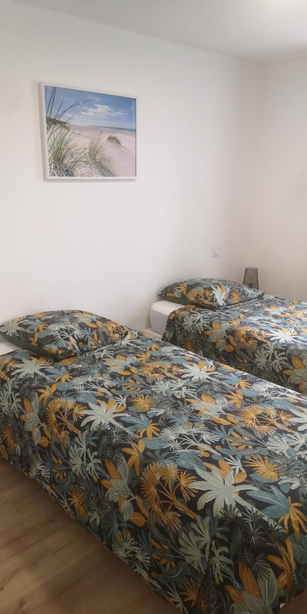 Maison Dans Le Charmant Village De La Vraie-Croix Esterno foto